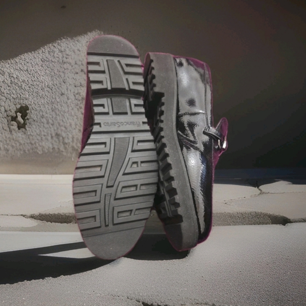 SOLD - Picture 2 of 6